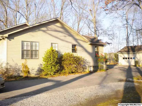 Toney, AL 35773,10505 Wall Triana Hwy