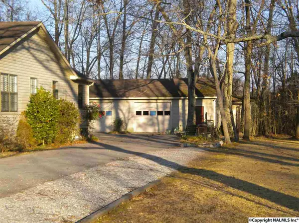 Toney, AL 35773,10505 Wall Triana Hwy