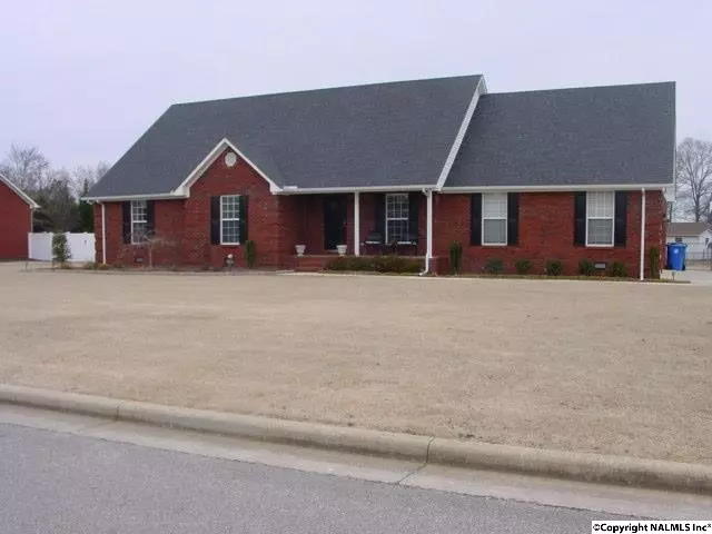 17551 Hall Street, Athens, AL 35611