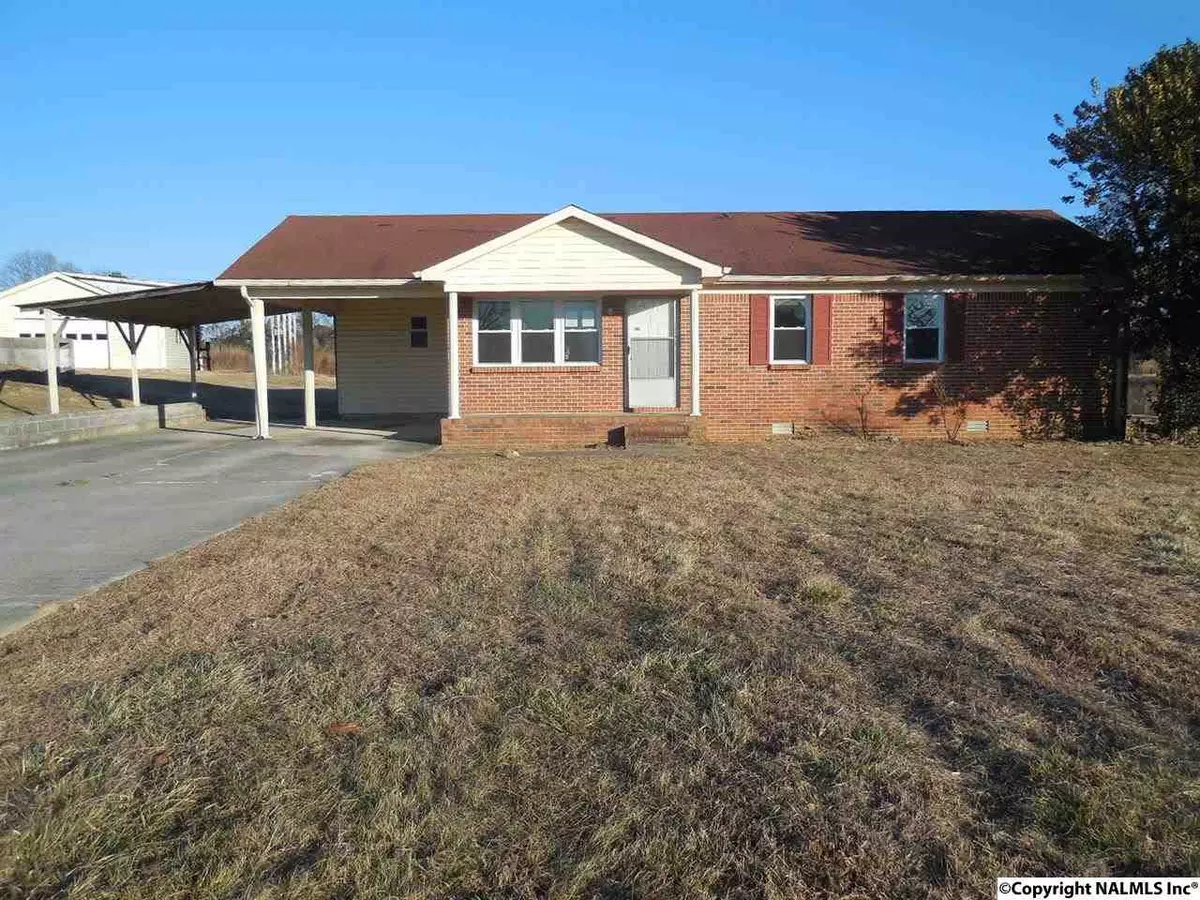 Eva, AL 35621,193 Shaddix Road