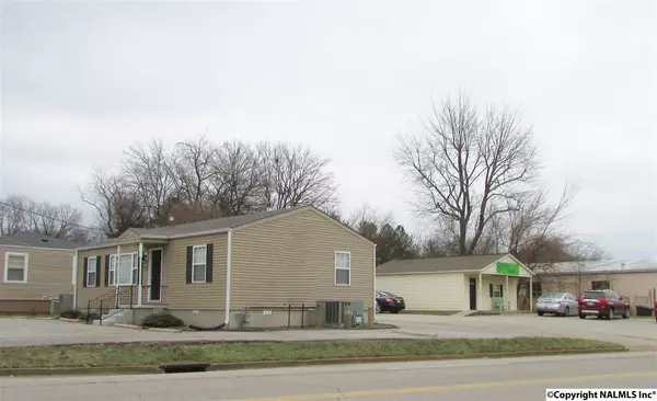 513 Redbud Drive, Huntsville, AL 35811