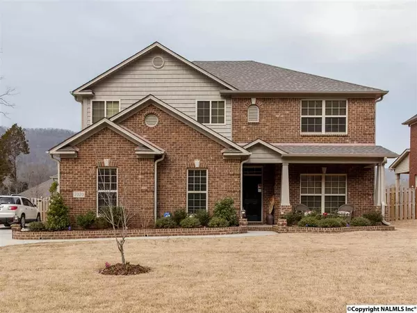 7070 Pale Dawn Place, Owens Cross Roads, AL 35763