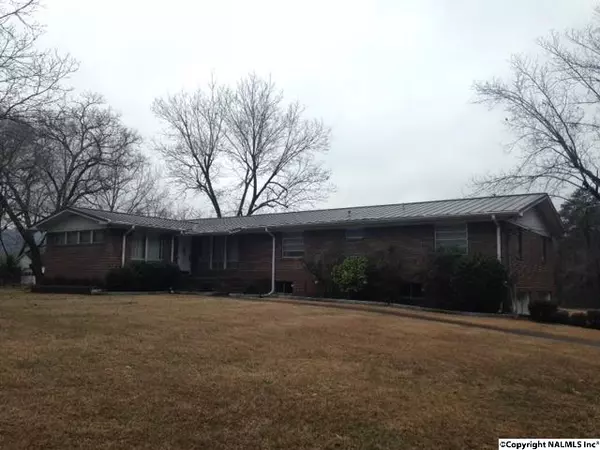 315 Riverside Drive, Gadsden, AL 35903