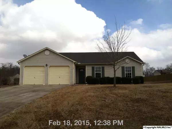 125 Meadow Green Drive, New Market, AL 35761