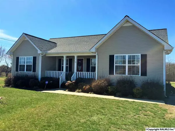 68 Mandi Lane, Rainsville, AL 35986