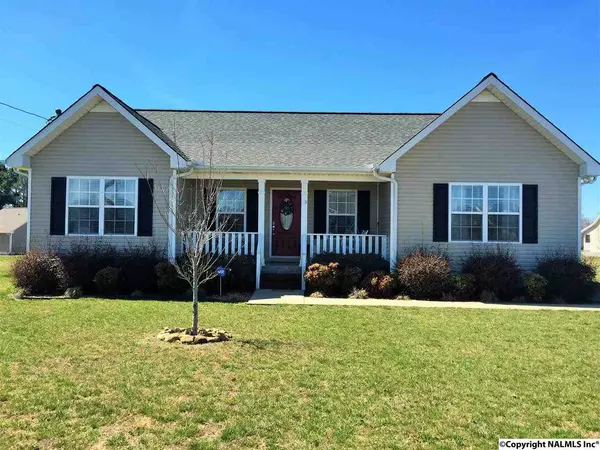 Rainsville, AL 35986,68 Mandi Lane