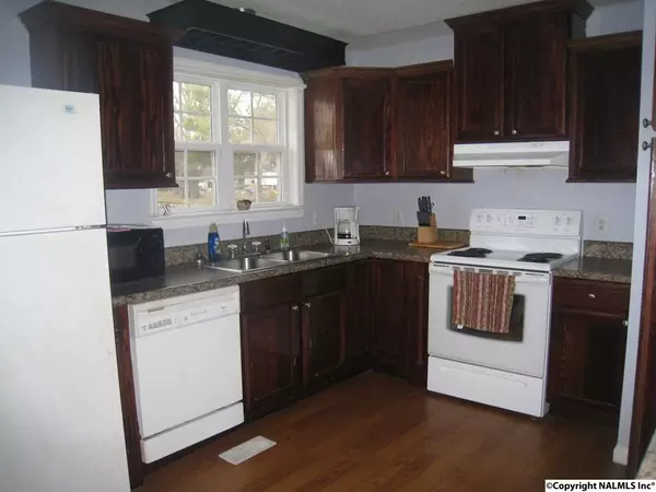 Rainsville, AL 35986,135 Lee Street