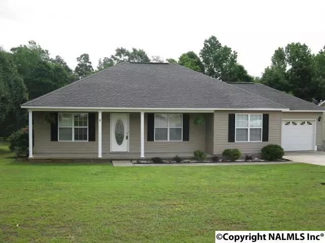 126 Meadowlark Drive, Hartselle, AL 35640