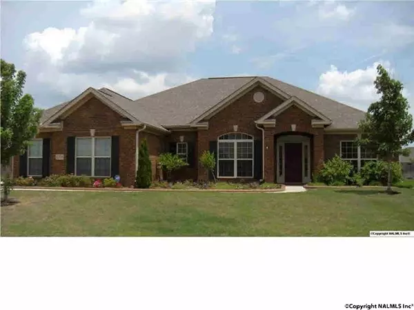 4708 Old Maple Court, Owens Cross Roads, AL 35763