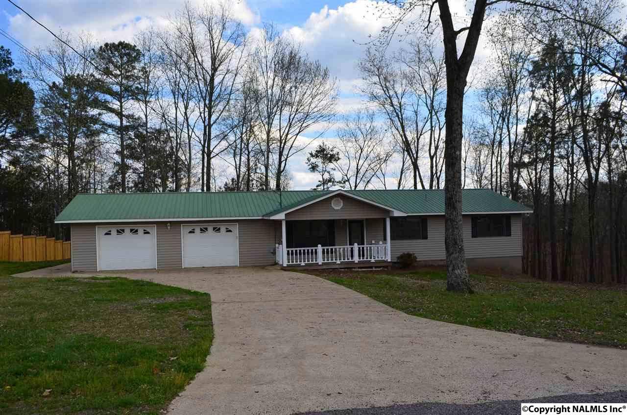 3915 Oak Breeze Road, Southside, AL 35907