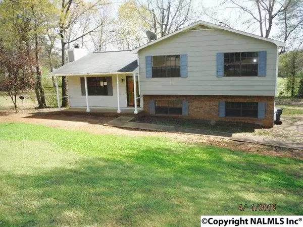 112 Jason Drive, Oxford, AL 36203