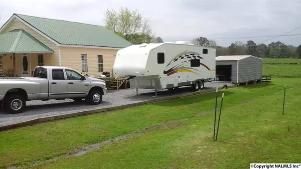 Rainsville, AL 35986,1029 N Rainbow Avenue