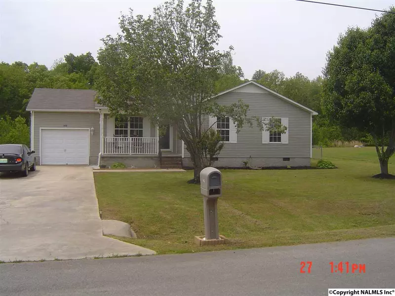 142 Quiet Lane, Hazel Green, AL 35750