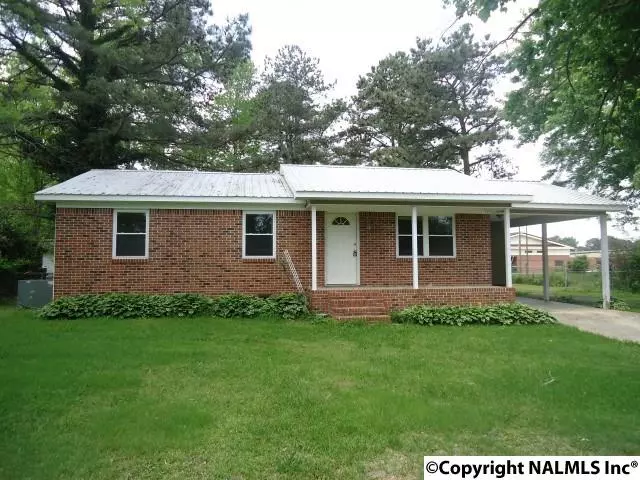 Boaz, AL 35957,904 Adams Street