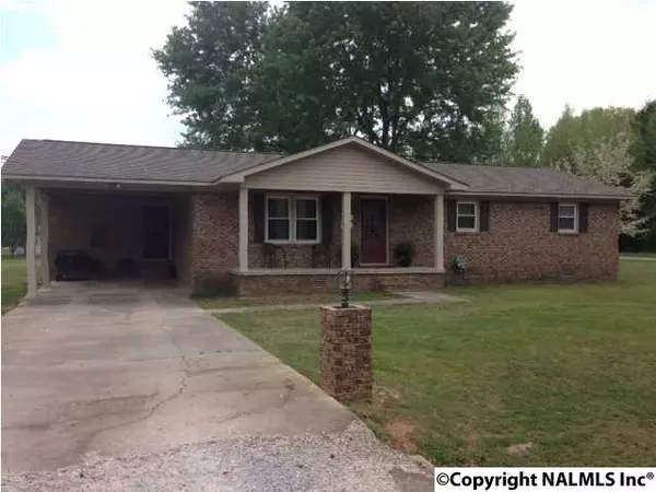 20 Jackson Avenue, Rogersville, AL 35652