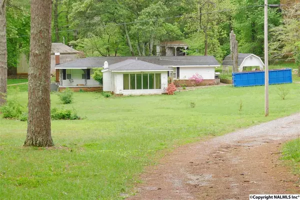 28 Sparks Drive #A, Laceys Spring, AL 35754