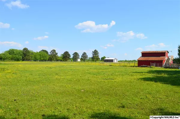 Toney, AL 35773,143 Dollywood Drive