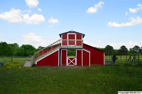 Toney, AL 35773,143 Dollywood Drive