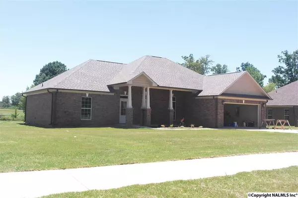 21593 Silver Oaks Circle, Athens, AL 35613