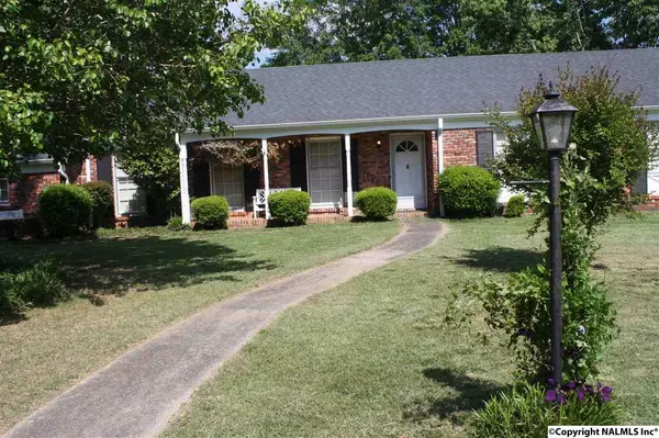 Decatur, AL 35601,2208 Brookwood Drive