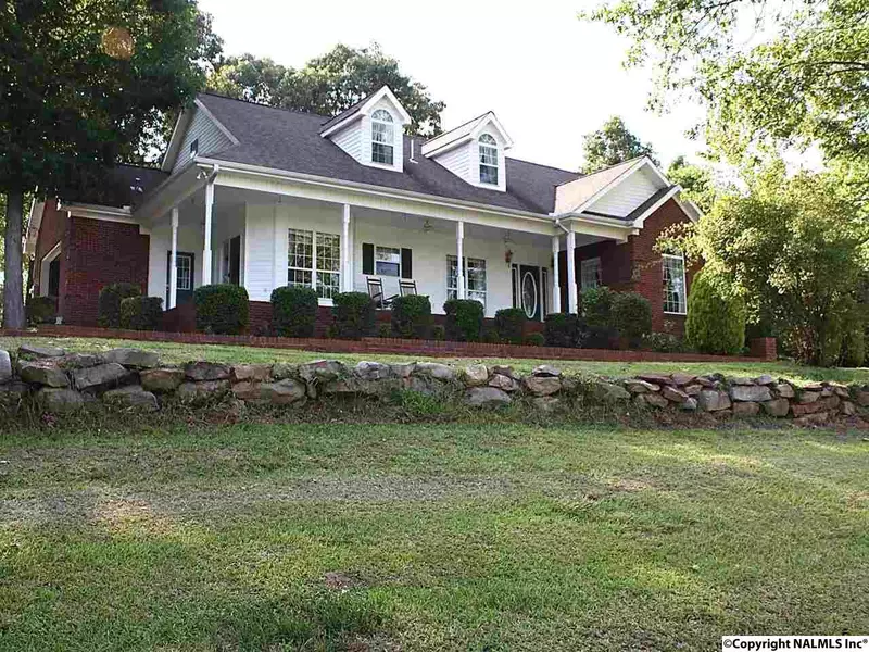 919 Gip Yates Road, Blountsville, AL 35031