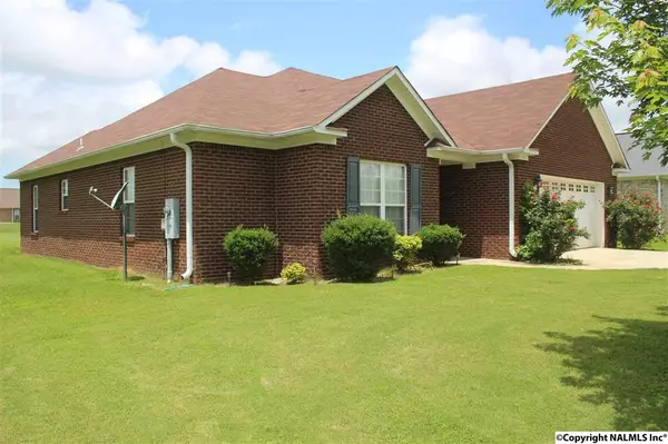 708 Carter Grove Road, Toney, AL 35773