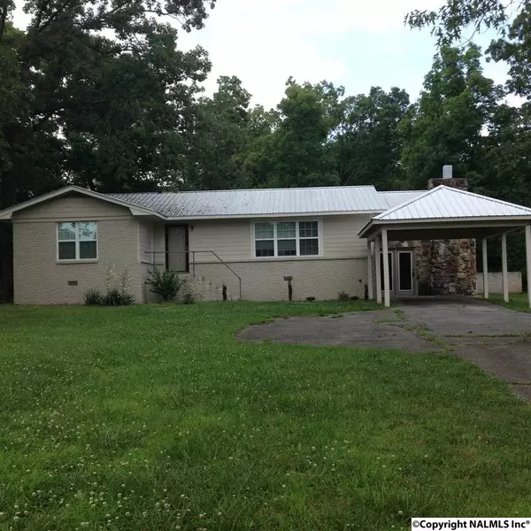 302 Shankles Circle, Rainsville, AL 35986