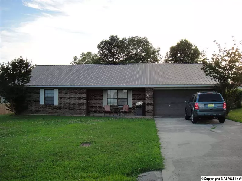 25 Maudie Lane, Guntersville, AL 35976