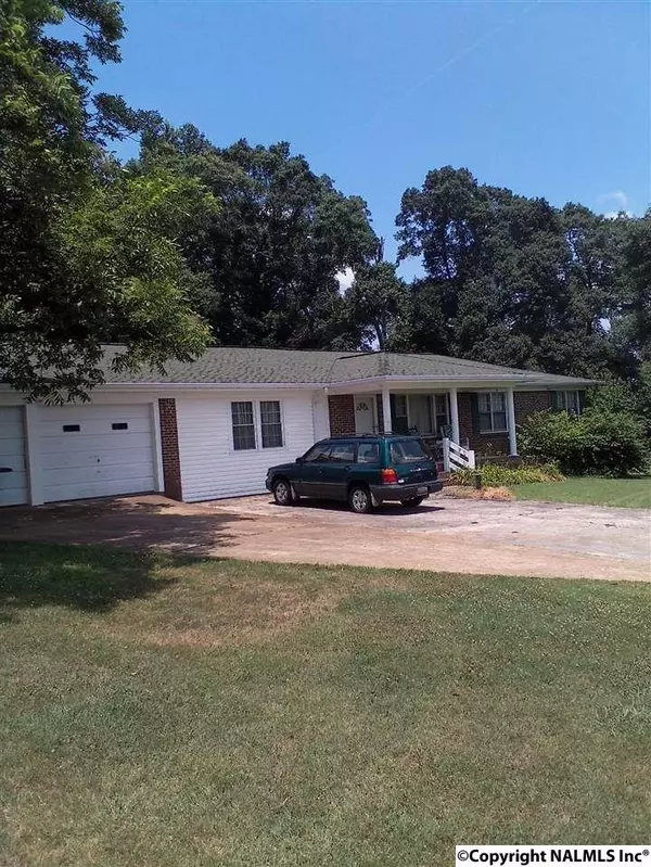 Union Grove, AL 35175,6125 Friendship Road