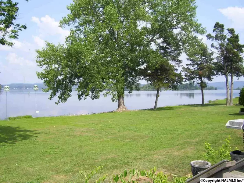 #40 Riverbend Circle ##40, Guntersville, AL 35976