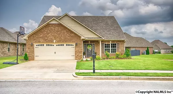 14404 Turnberry Lane, Athens, AL 35613