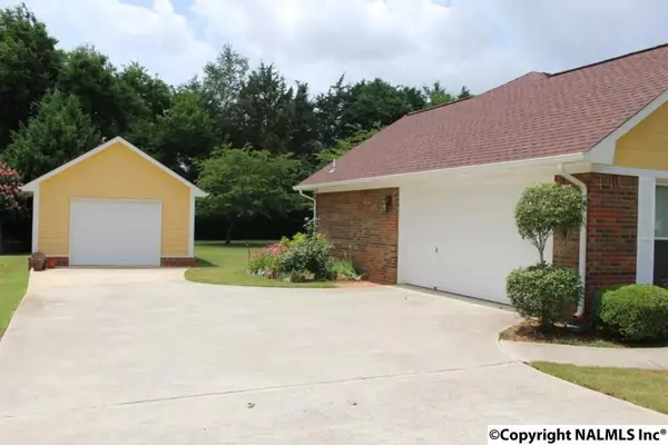 Harvest, AL 35749,228 Sweet Bay Court