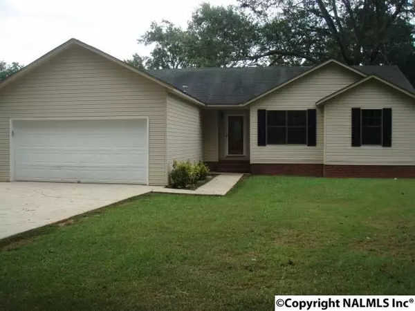 410 Riverside Drive, Gadsden, AL 35903