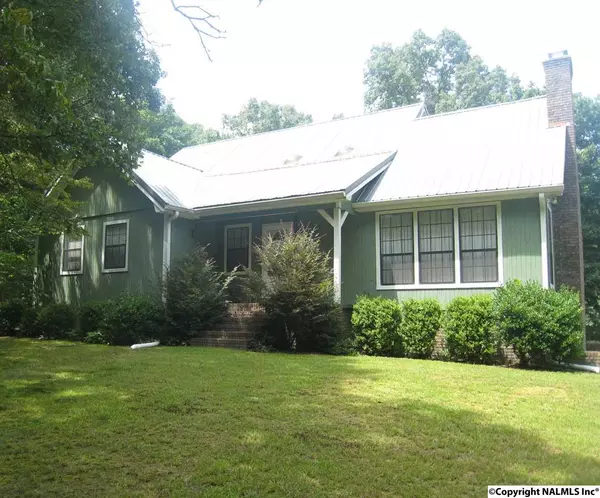 240 Bethel Road, Valley Head, AL 35989