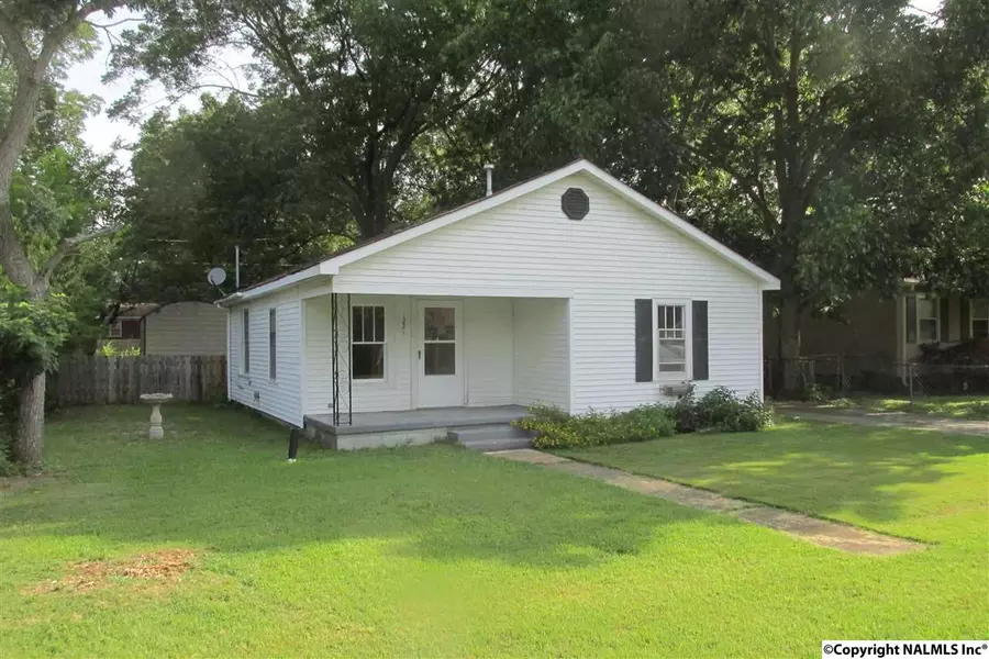 1221 Halsey Avenue, Huntsville, AL 35801