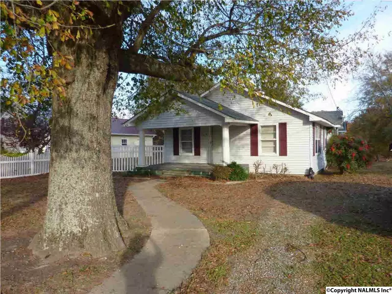 363 South Main Street, Arab, AL 35016