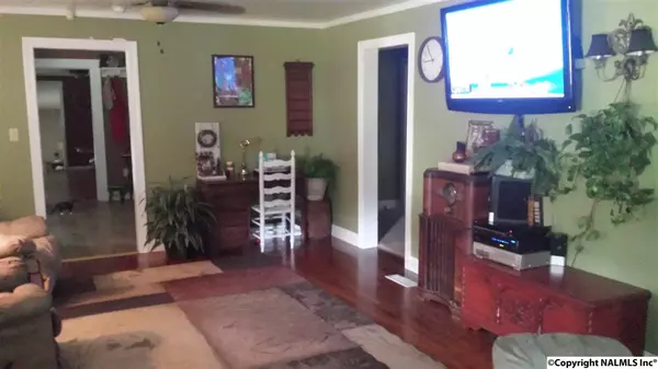 Boaz, AL 35957,310 Douglas Street