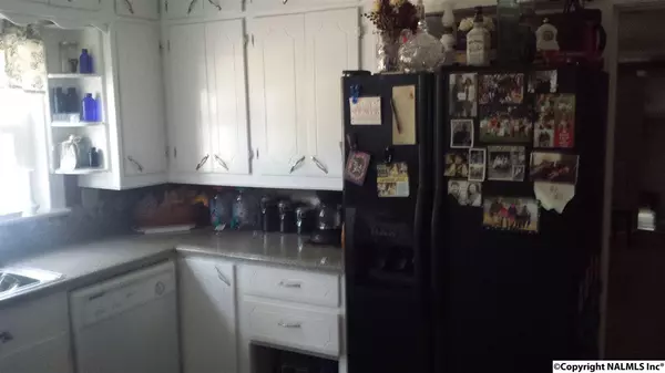 Boaz, AL 35957,310 Douglas Street