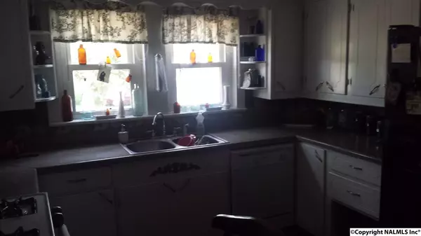 Boaz, AL 35957,310 Douglas Street