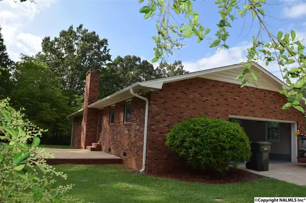 1912 Virginia Avenue, Scottsboro, AL 35769