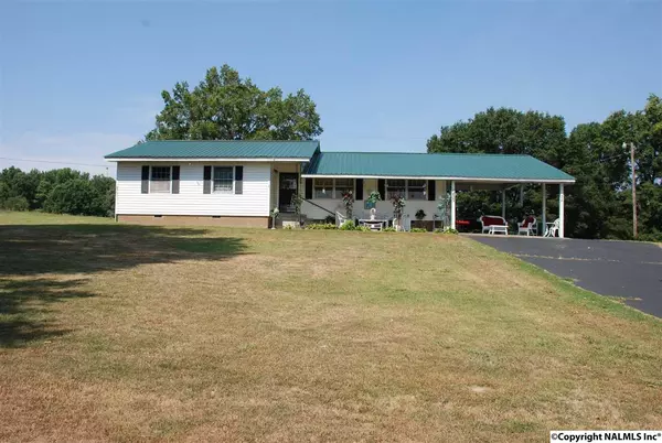 Rainsville, AL 35986,555 NW Hodges Street