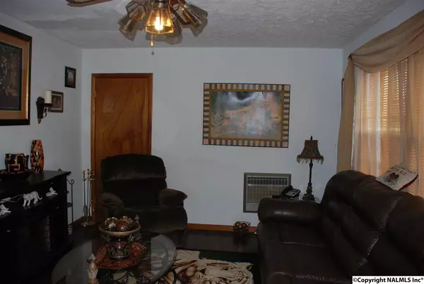 Rainsville, AL 35986,555 NW Hodges Street