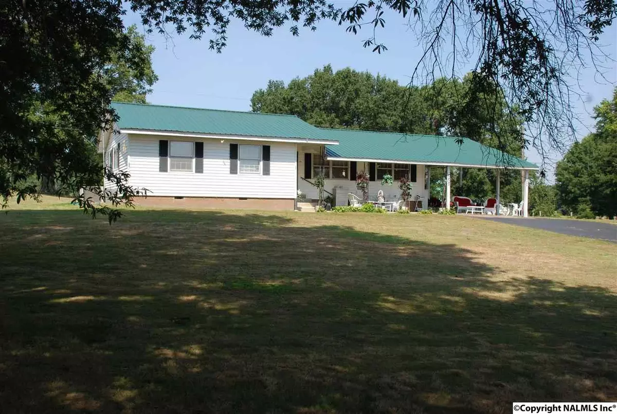 Rainsville, AL 35986,555 NW Hodges Street