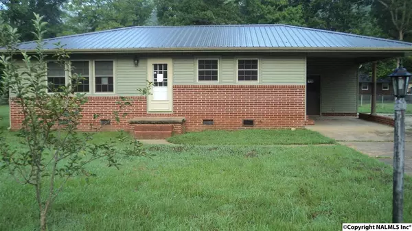 308 Sharon Street,  Scottsboro,  AL 35768