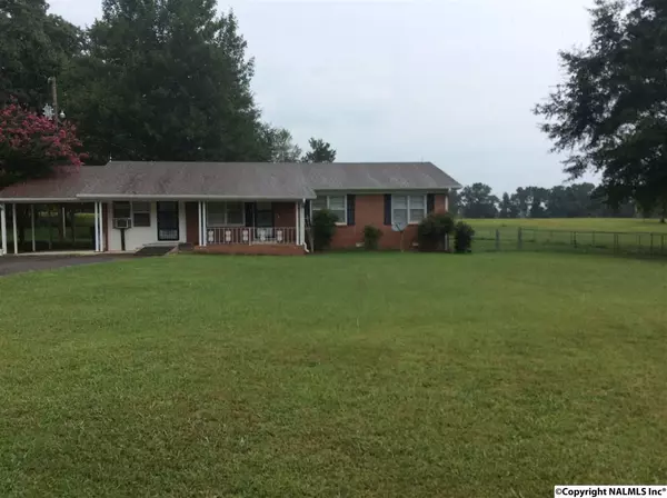 337 County Road 72, Danville, AL 35619