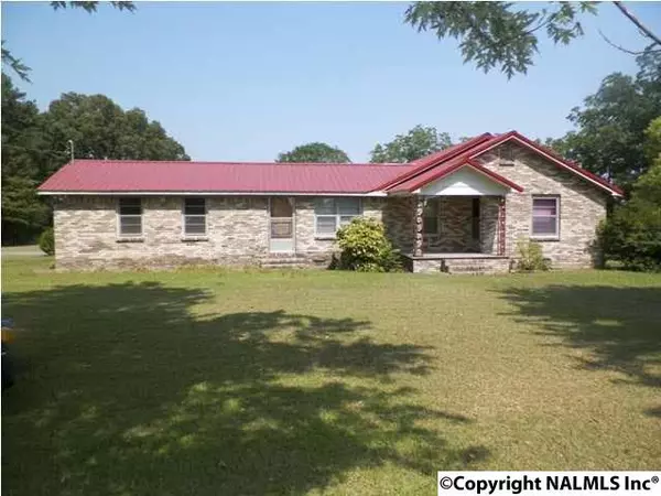 239 County Road 1834, Arab, AL 35016