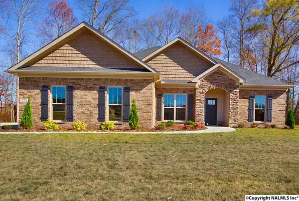 124 Ivy Meadow Circle, Hazel Green, AL 35750