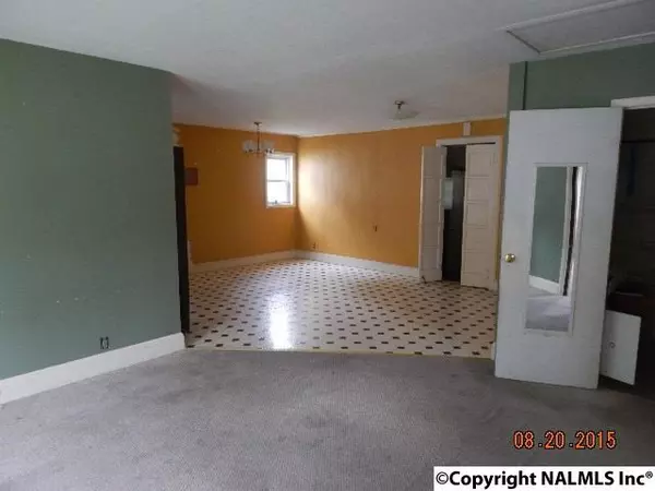 Attalla, AL 35954,814 Bain Street