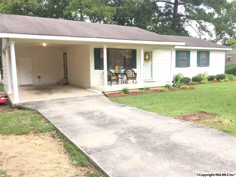 1311 Elizabeth Drive, Hartselle, AL 35640