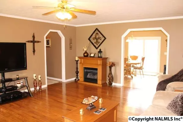 Rainsville, AL 35986,94 Road 9068